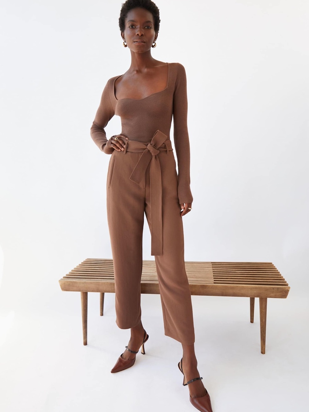 ARITZIA WILFRED High-Rise Tie-Waist Cropped Women's Pants in Camel (US 6)